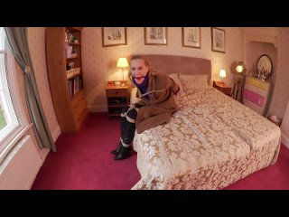 ariel spy tied in winter coat,rollneck boots mp4